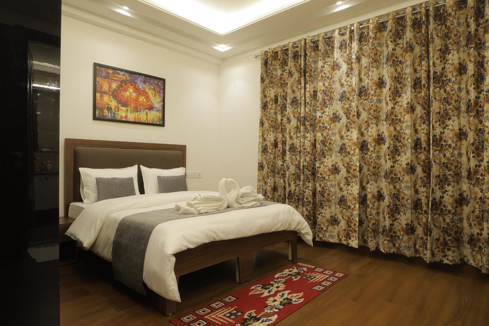 Under My Roof Superio Bed and Breakfast New Delhi Eksteriør billede