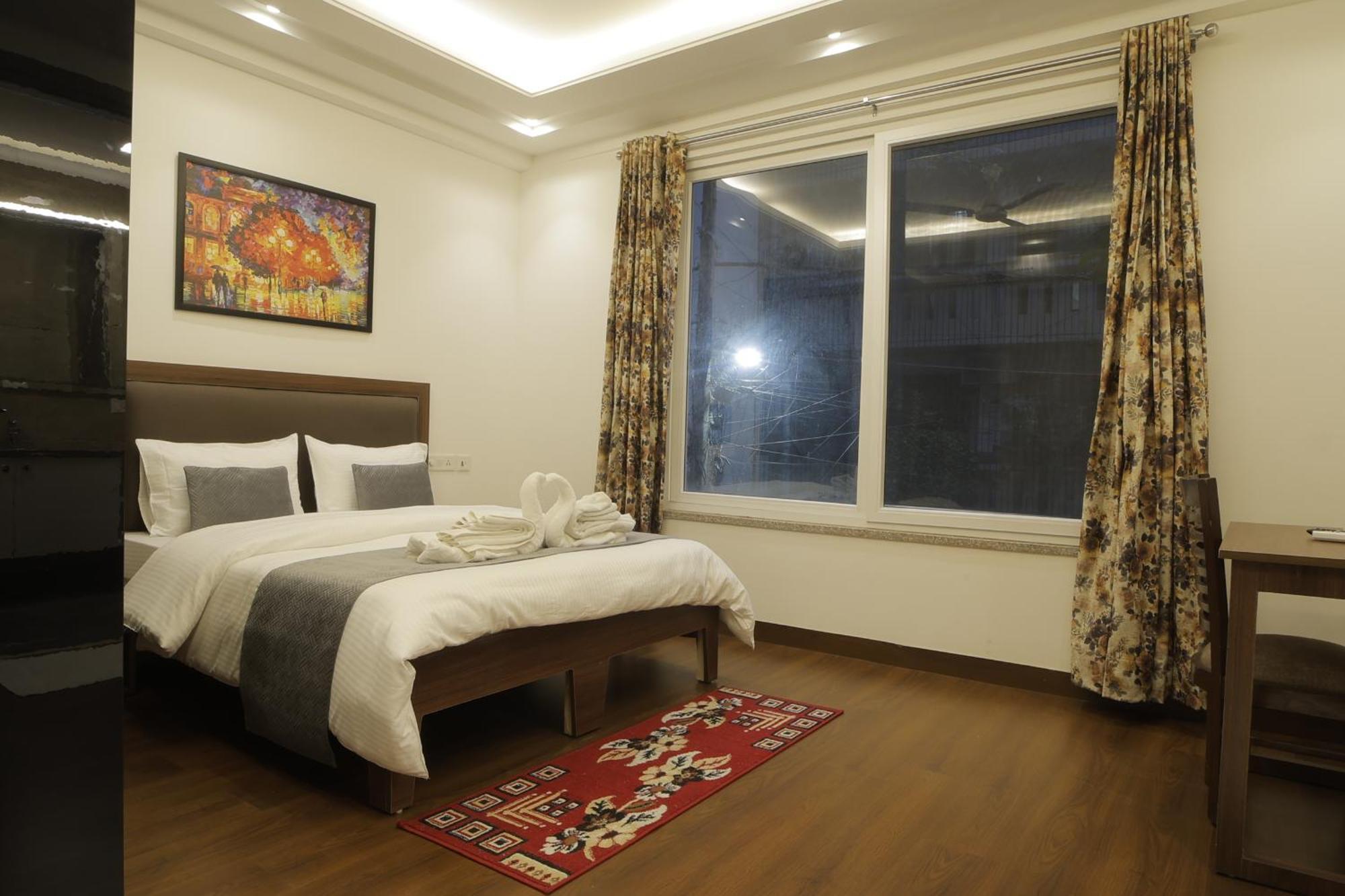 Under My Roof Superio Bed and Breakfast New Delhi Eksteriør billede