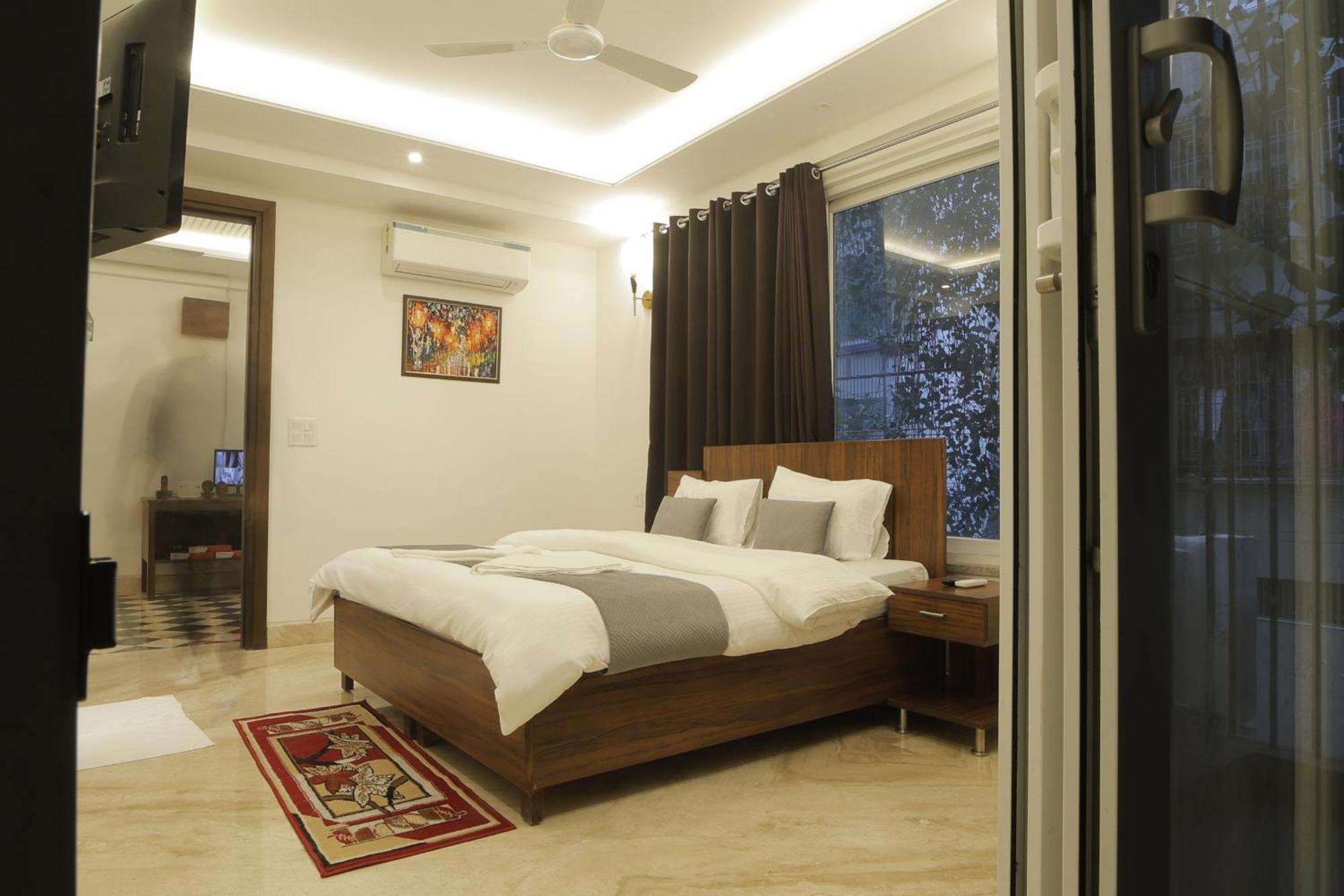 Under My Roof Superio Bed and Breakfast New Delhi Eksteriør billede