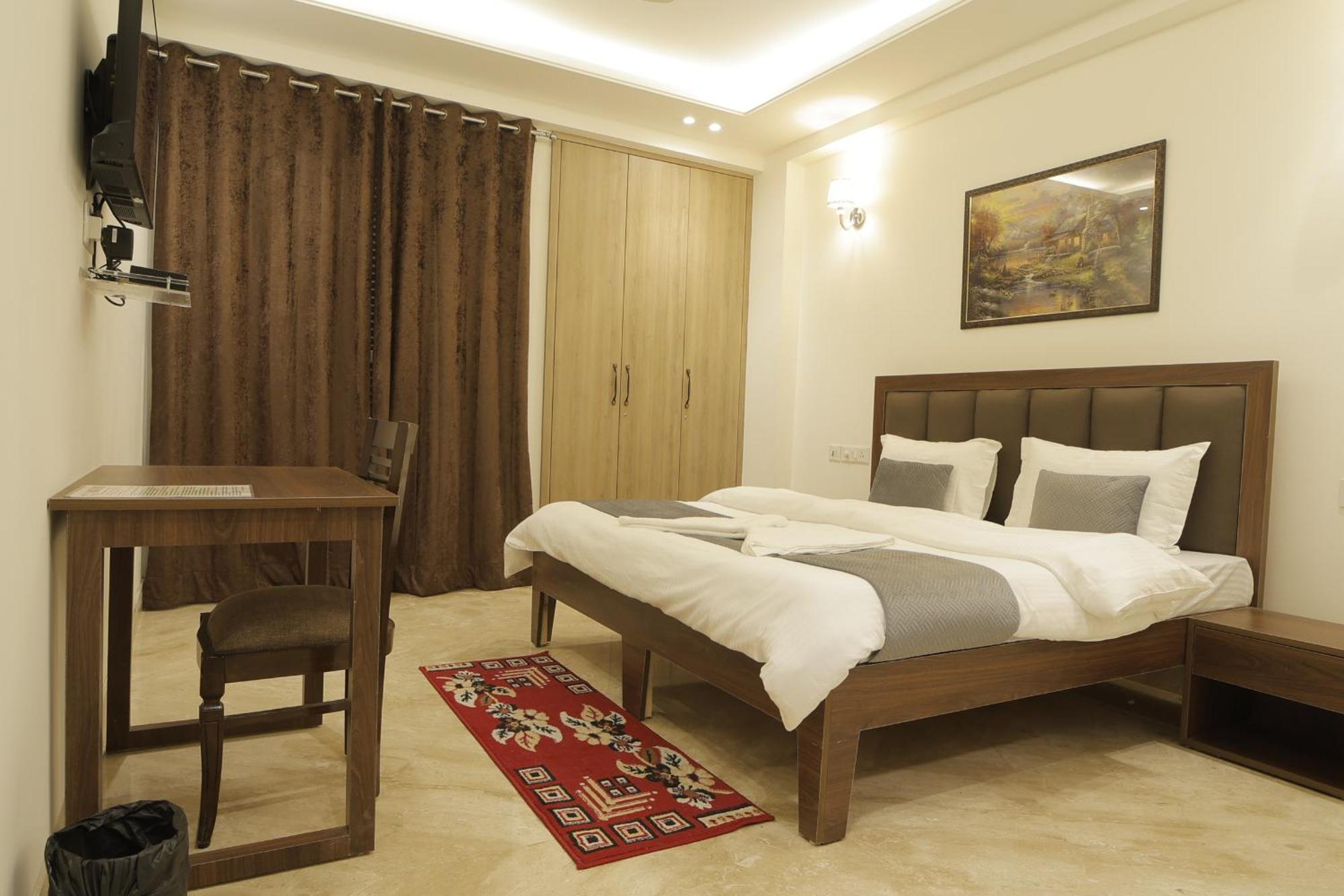 Under My Roof Superio Bed and Breakfast New Delhi Eksteriør billede