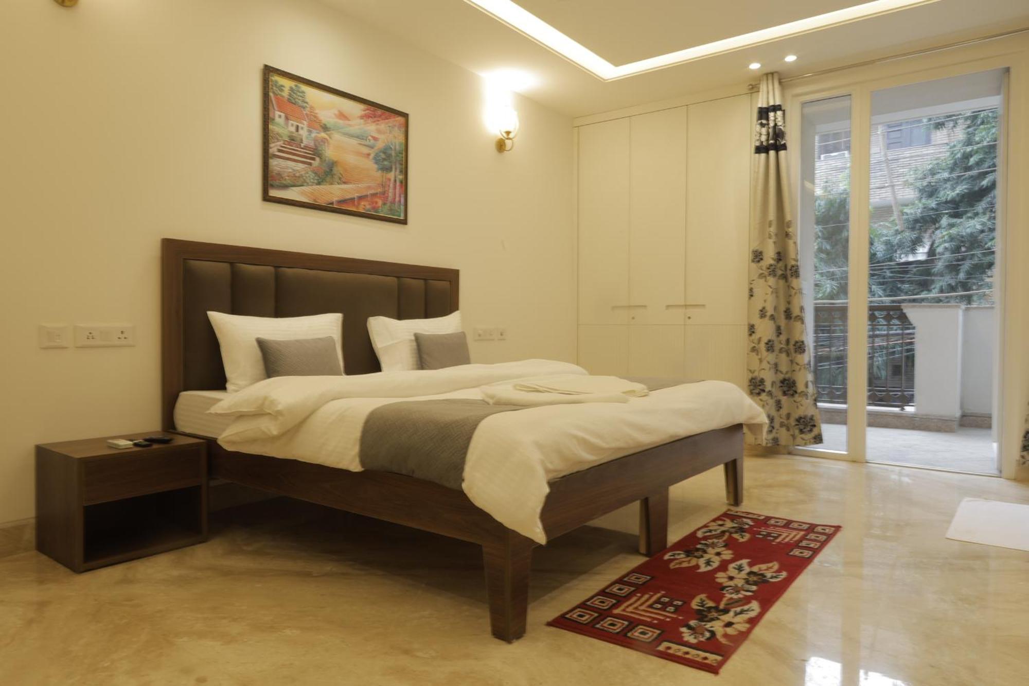Under My Roof Superio Bed and Breakfast New Delhi Eksteriør billede